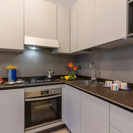 Brevi Design * רומא